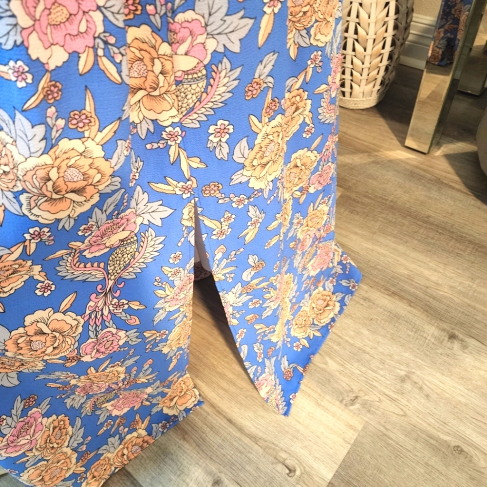 Zesica Halter Floral Print Backless Maxi Dress - Picture 6 of 10